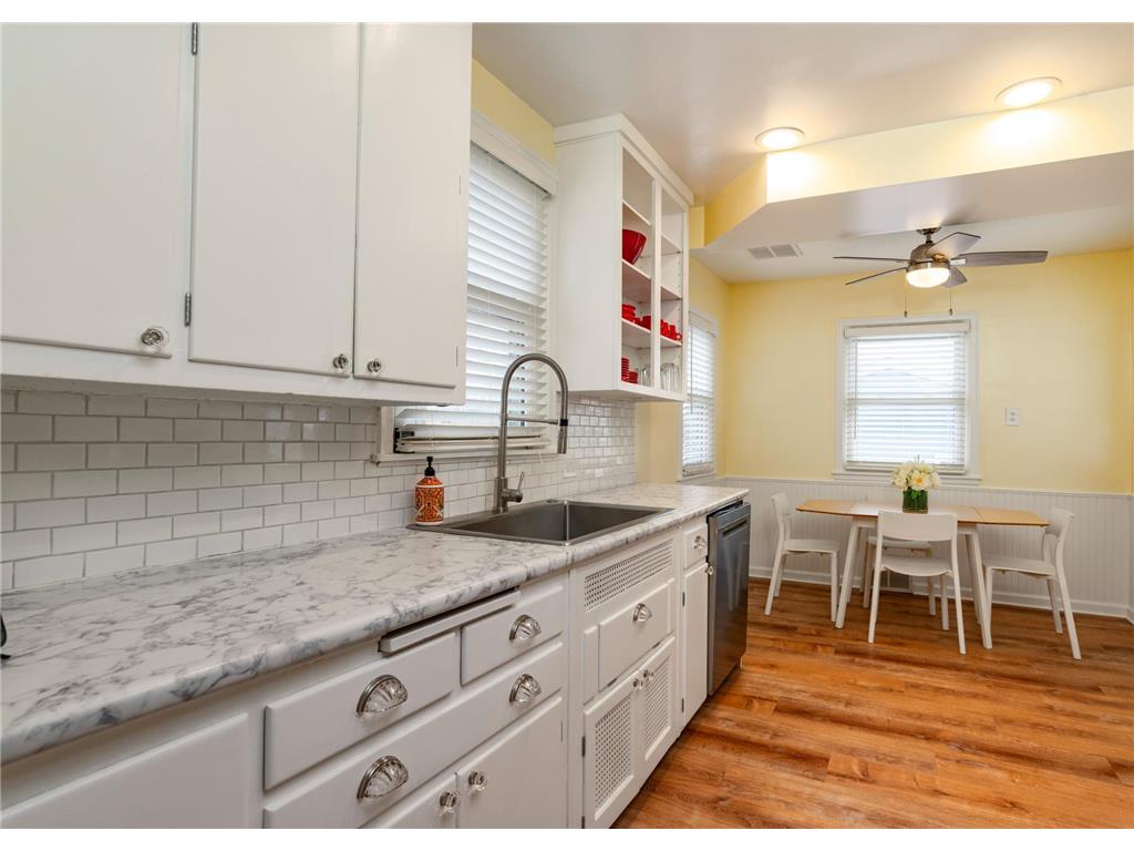 3331 Parkview Boulevard Robbinsdale MN 55422 7053927 image11