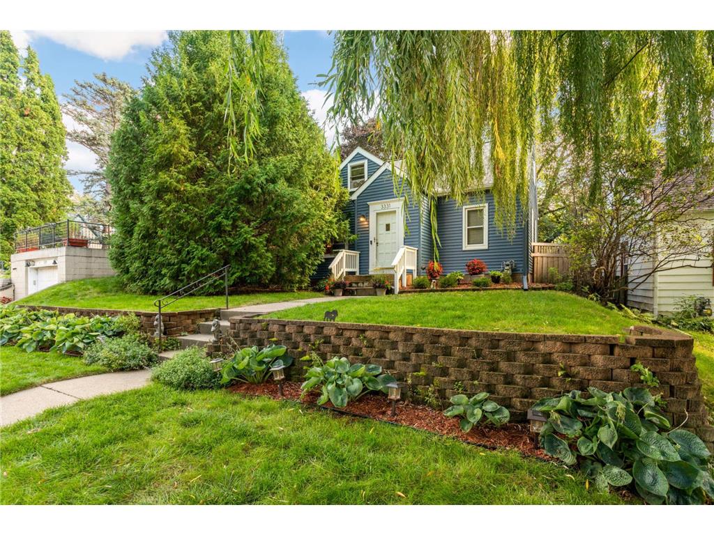 3331 Parkview Boulevard Robbinsdale MN 55422 7053927 image2