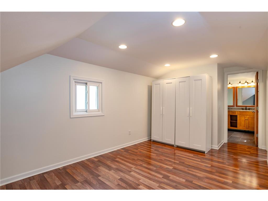 3331 Parkview Boulevard Robbinsdale MN 55422 7053927 image20