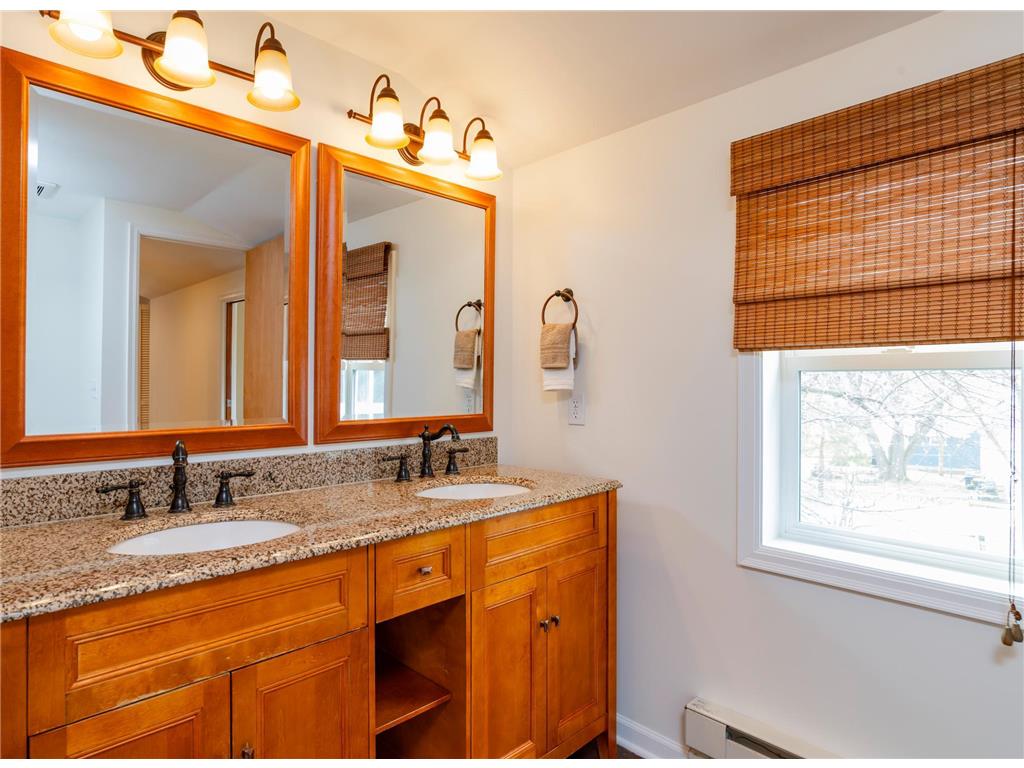 3331 Parkview Boulevard Robbinsdale MN 55422 7053927 image25