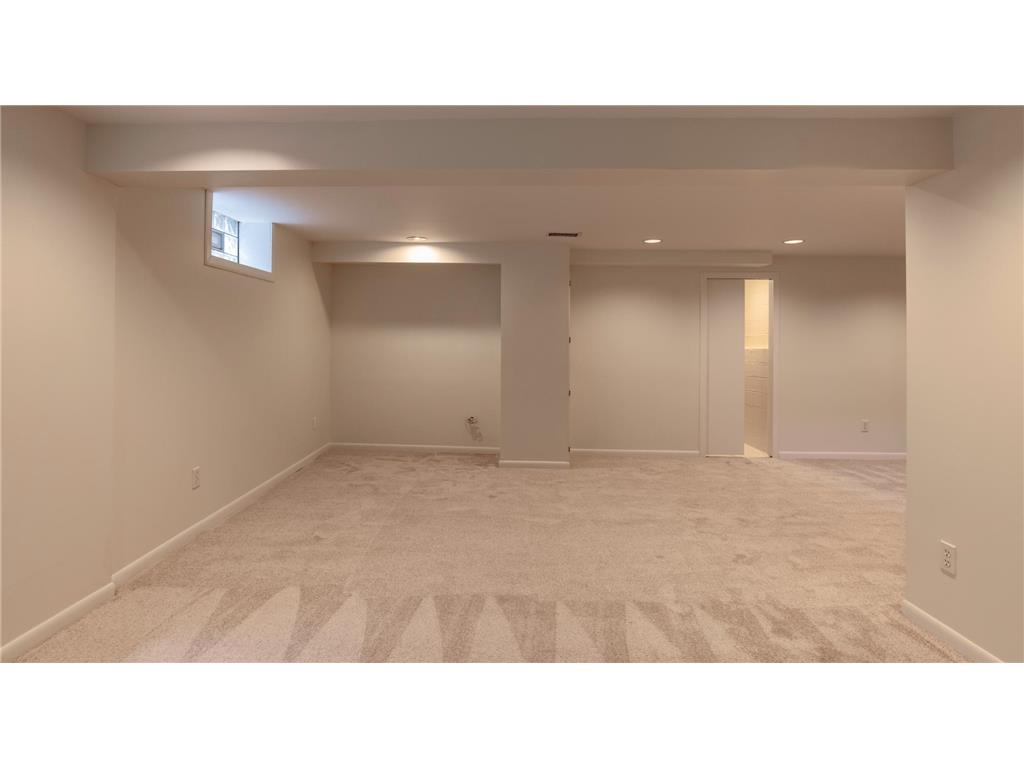 3331 Parkview Boulevard Robbinsdale MN 55422 7053927 image31