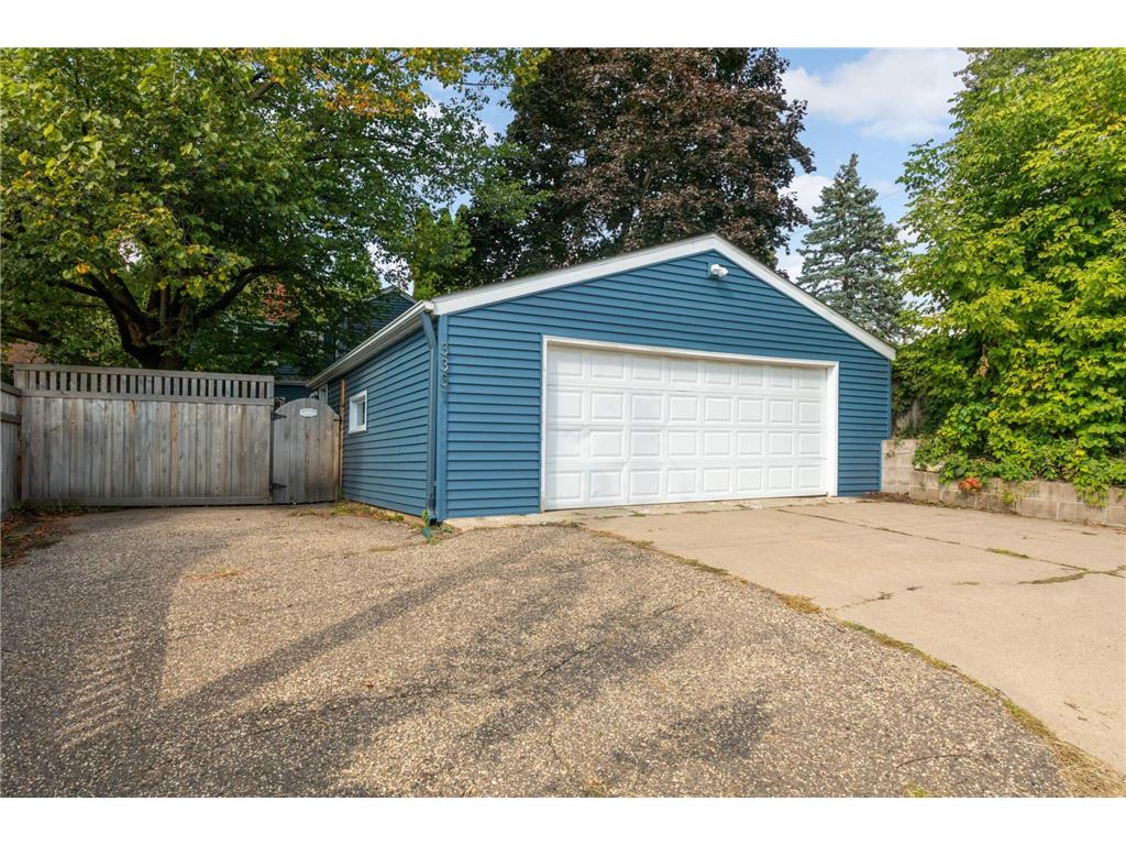 3331 Parkview Boulevard Robbinsdale MN 55422 7053927 image40