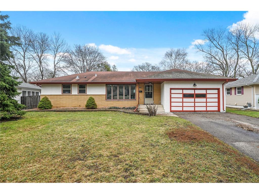 3332 Xenia Avenue N Crystal MN 55422 6349813 image1