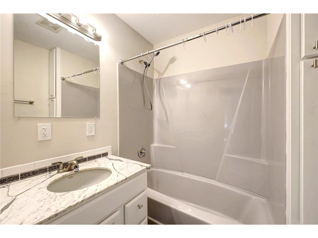 3333 Minnehaha Avenue Minneapolis MN 55406 7069409 image13