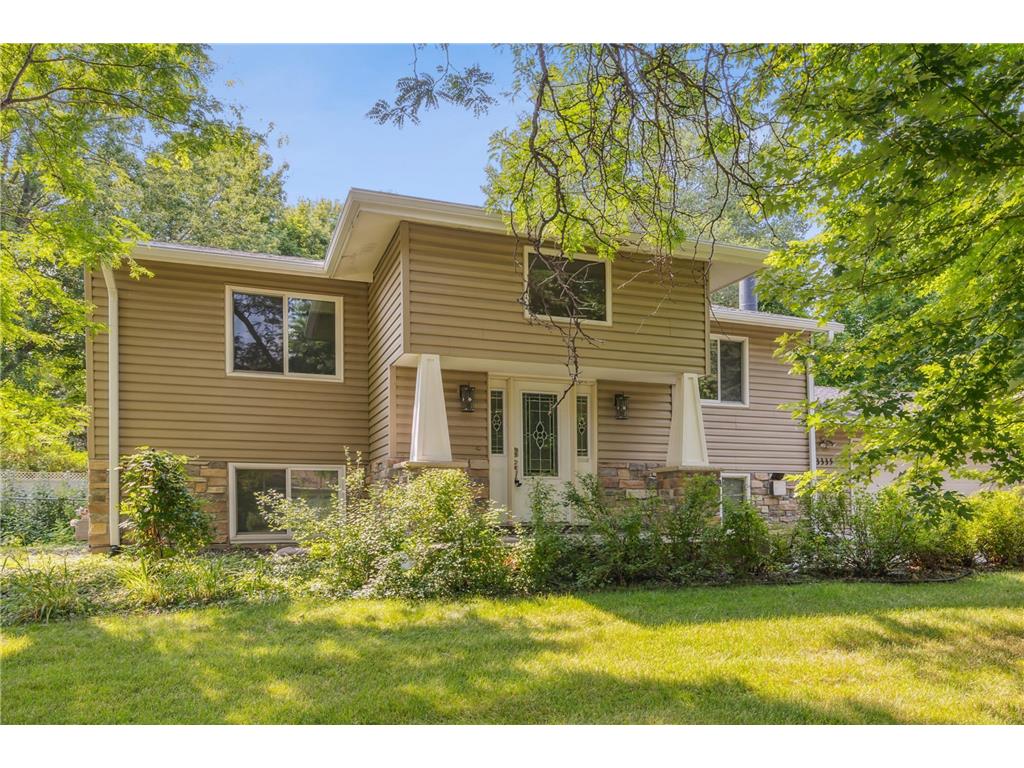 3335 Urbandale Lane N Plymouth MN 55447 6566421 image1