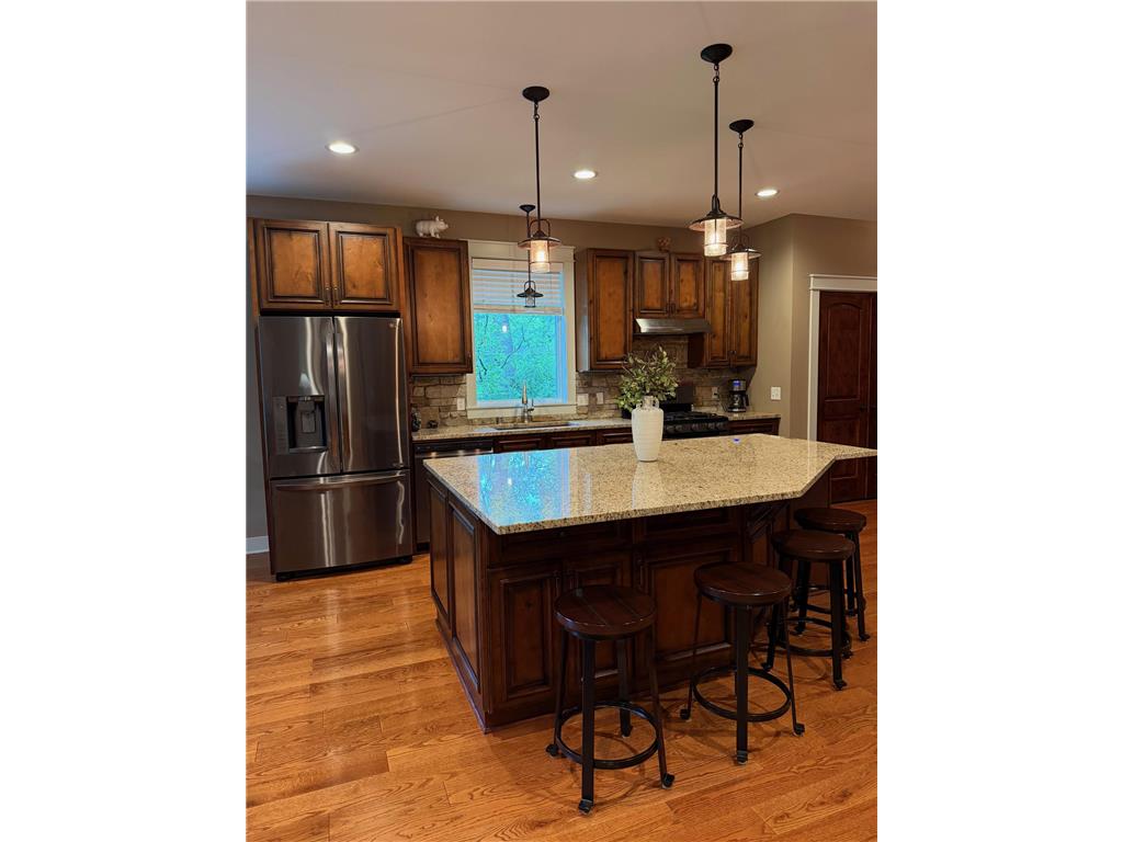 3335 Victoria Street N Shoreview MN 55126 7091934 image11