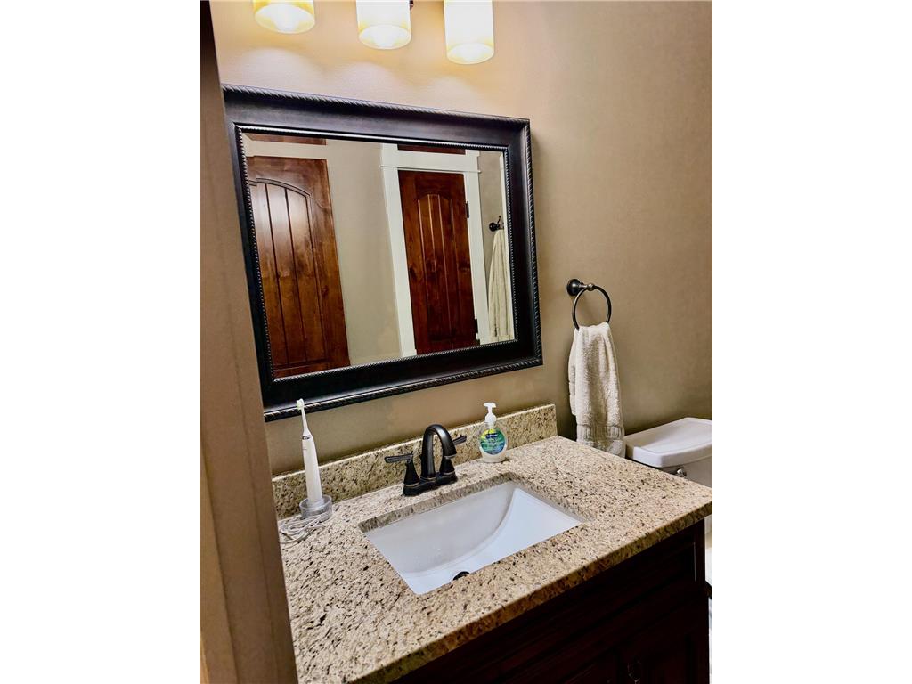 3335 Victoria Street N Shoreview MN 55126 7091934 image25