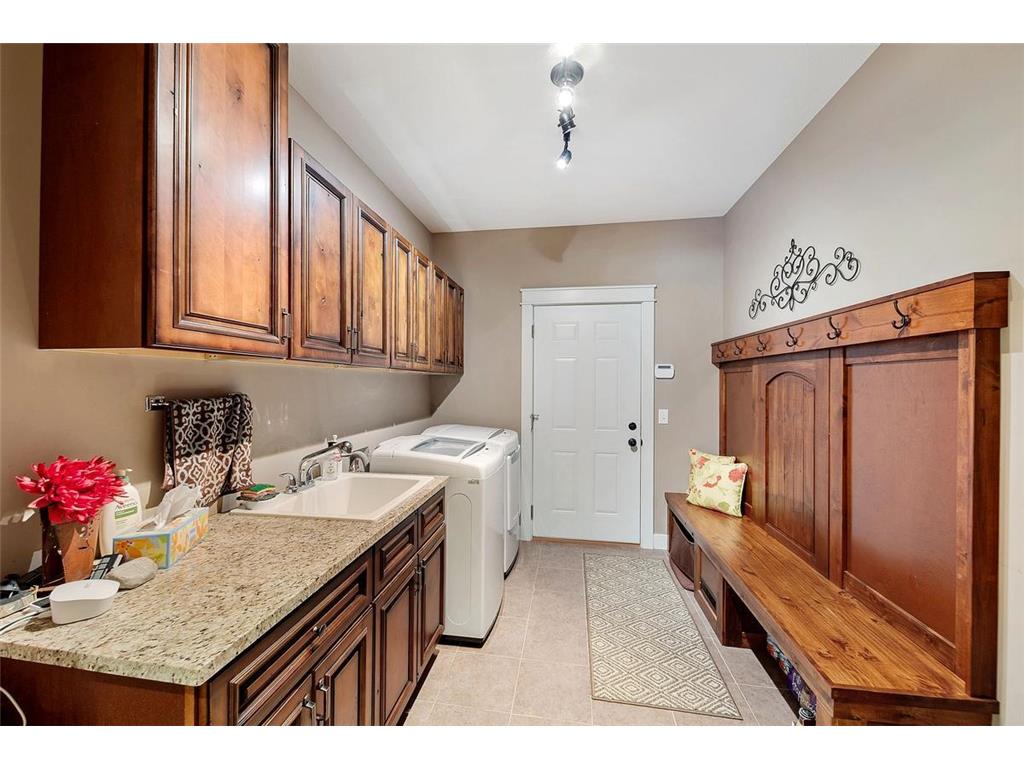 3335 Victoria Street N Shoreview MN 55126 7091934 image27