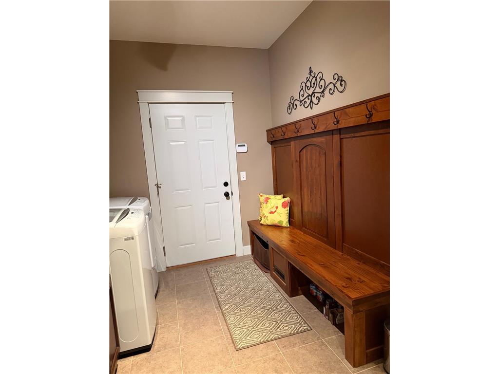 3335 Victoria Street N Shoreview MN 55126 7091934 image29