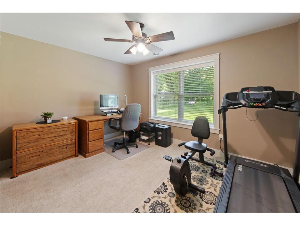 3335 Victoria Street N Shoreview MN 55126 7091934 image45