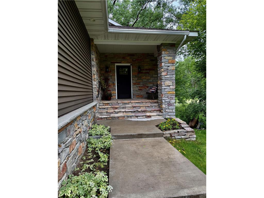 3335 Victoria Street N Shoreview MN 55126 7091934 image57