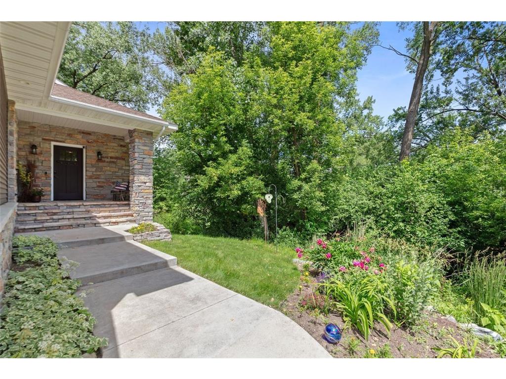 3335 Victoria Street N Shoreview MN 55126 7091934 image62