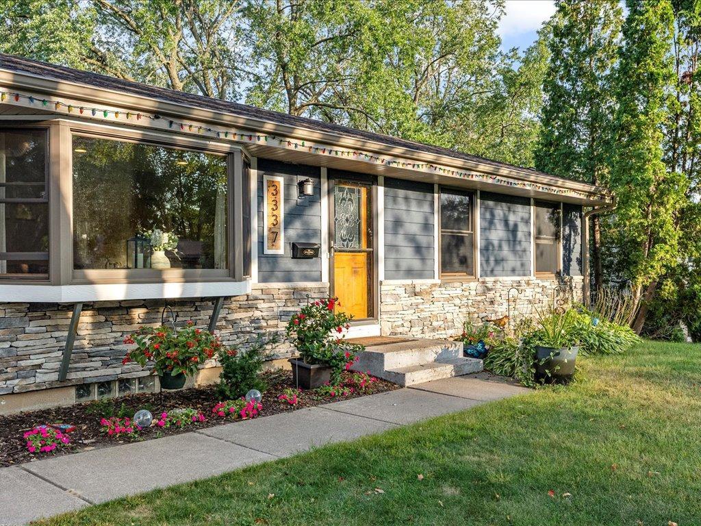 3337 Shepherd Hills Circle Bloomington MN 55431 6433463 image1