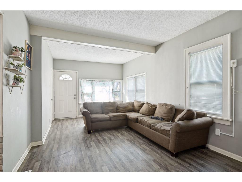 3338 Lyndale Avenue N Minneapolis MN 55412 6514314 image1