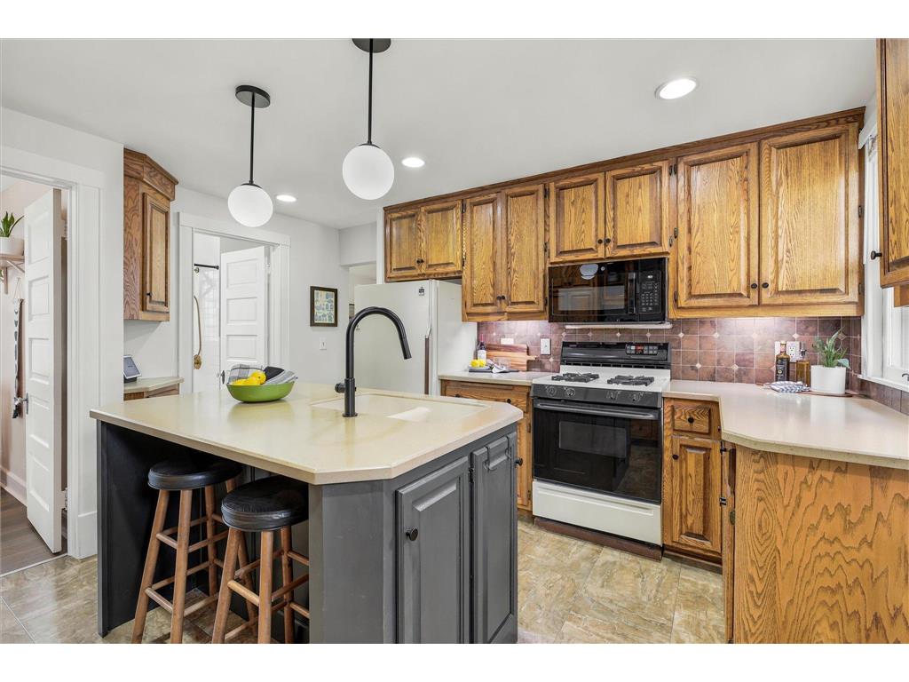 3340 Bryant Avenue S Minneapolis MN 55408 7077839 image26