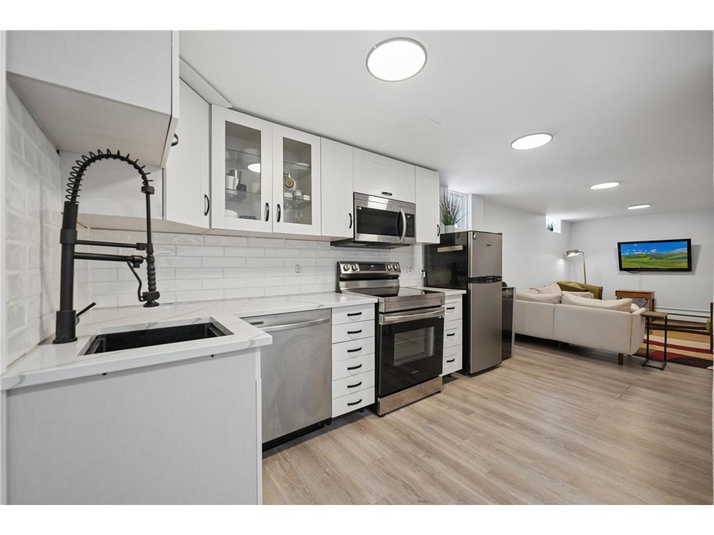 3340 Colfax Avenue S Minneapolis MN 55408 7071251 image22