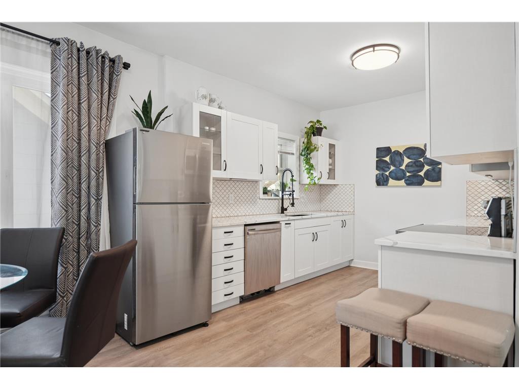 3340 Colfax Avenue S Minneapolis MN 55408 7071251 image9