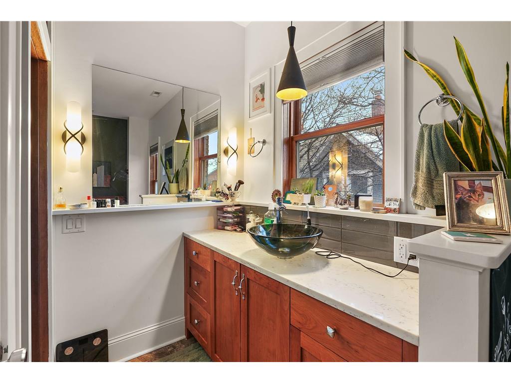 3341 Nicollet Avenue Minneapolis MN 55408 7047817 image80