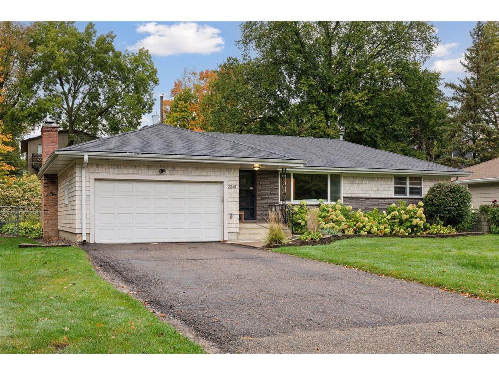 3341 Xenia Avenue N Crystal MN 55422 6818343 image1