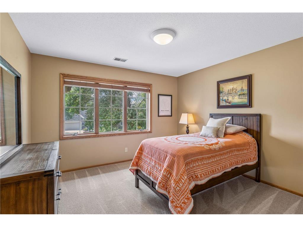 3344 Charleston Drive Woodbury MN 55129 7111502 image39