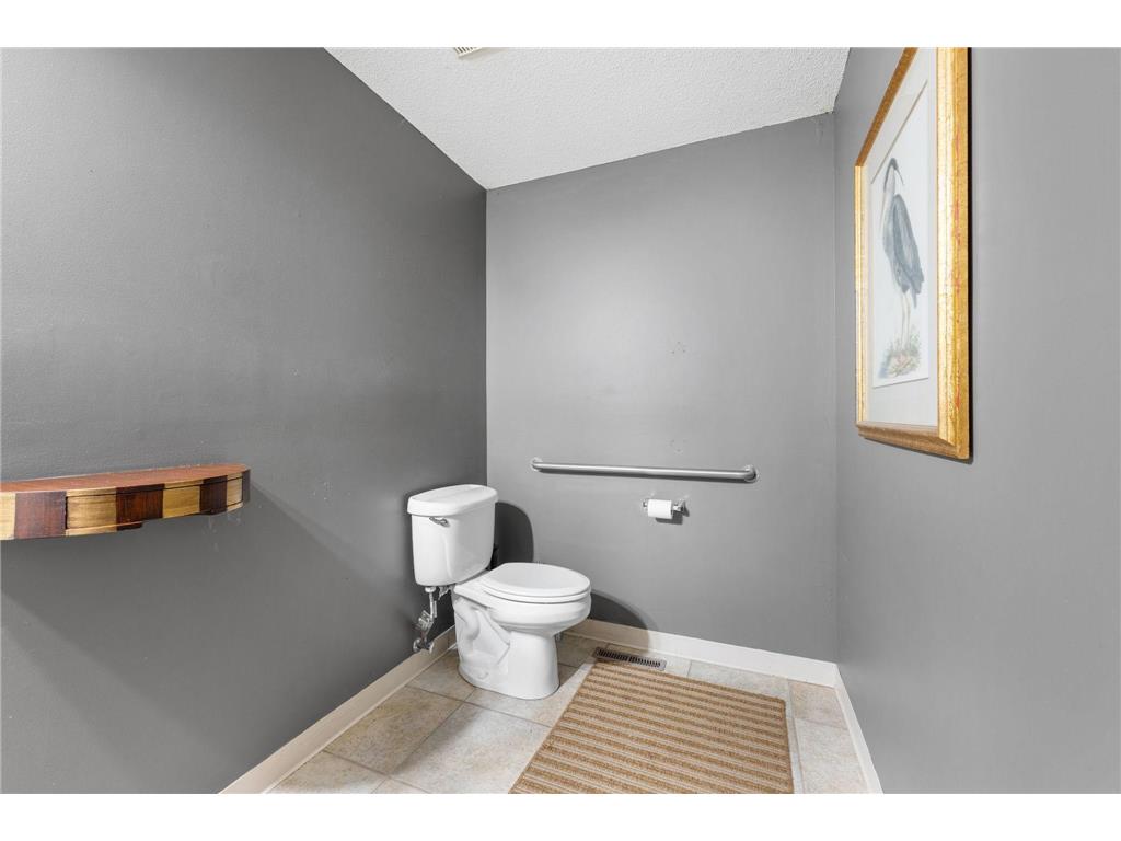 3345 Lexington Avenue S #301 Eagan MN 55121 6795285 image27