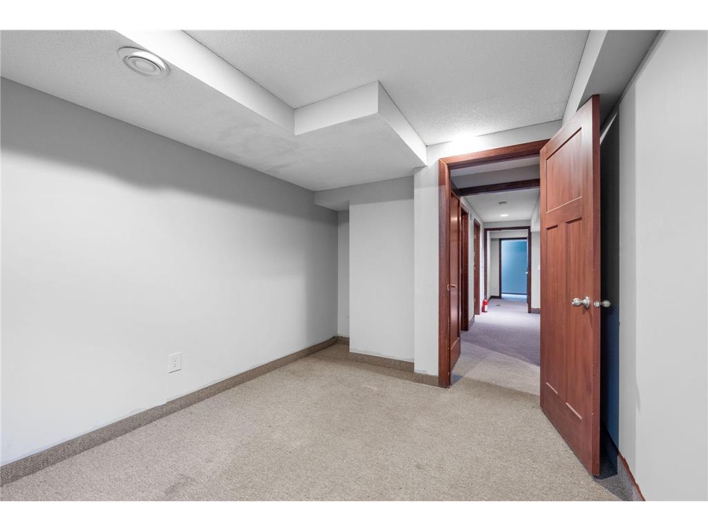 3345 Lexington Avenue S #301 Eagan MN 55121 6795285 image41