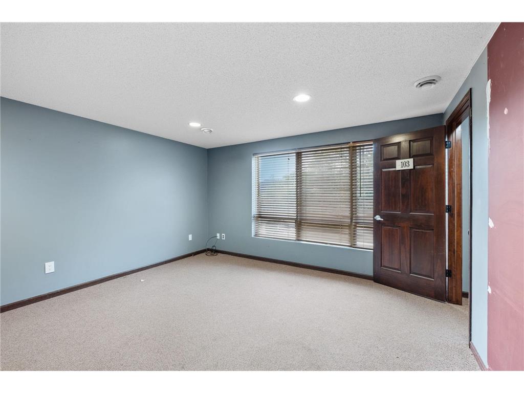 3345 Lexington Avenue S #301 Eagan MN 55121 6795285 image50