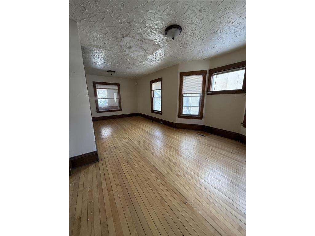 3345 N 6th Street Minneapolis MN 55412 7030815 image9