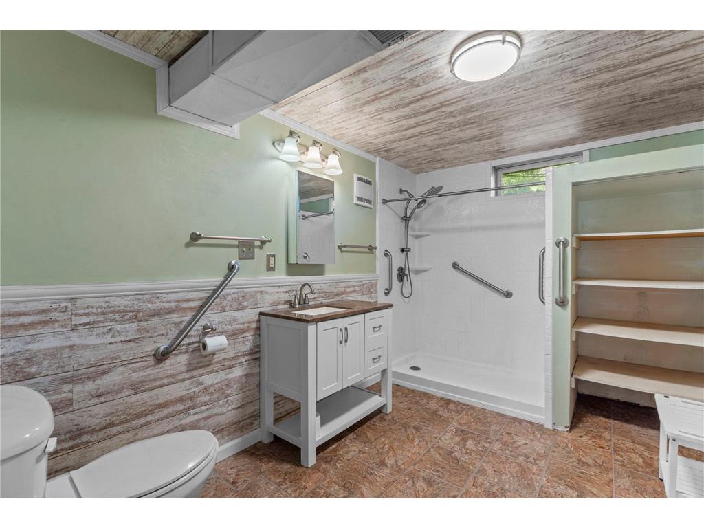 33455 Jackson Street NE Cambridge MN 55008 7074931 image11