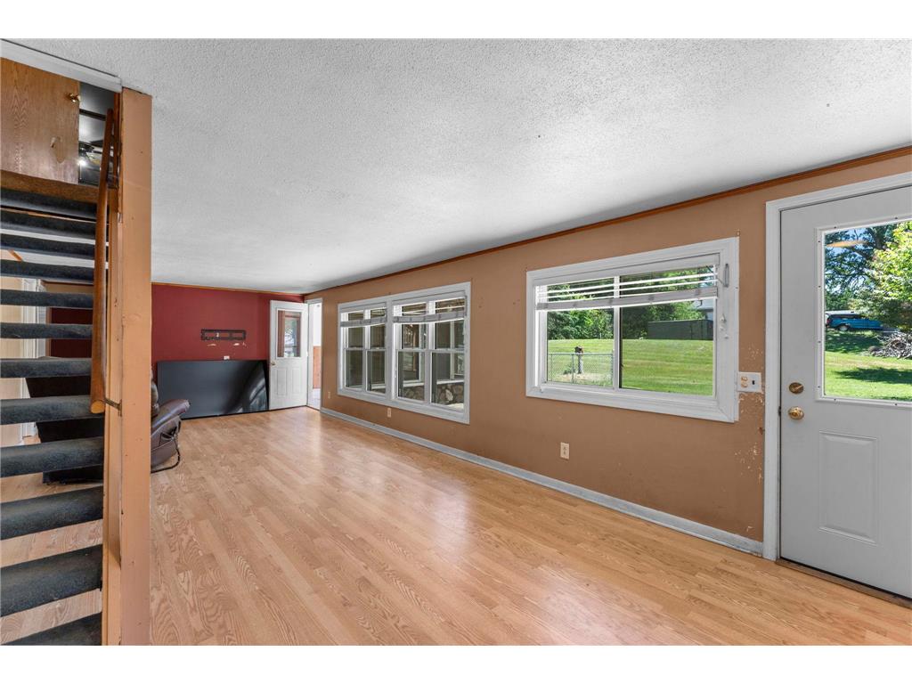 33455 Jackson Street NE Cambridge MN 55008 7074931 image4