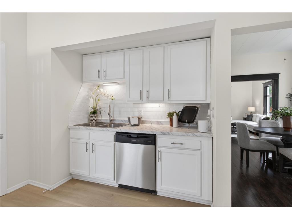 3346 3rd Avenue S Minneapolis MN 55408 7074337 image17