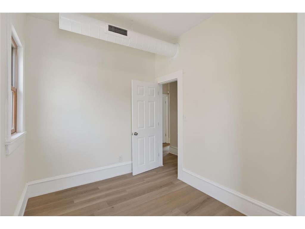 3346 3rd Avenue S Minneapolis MN 55408 7074337 image31