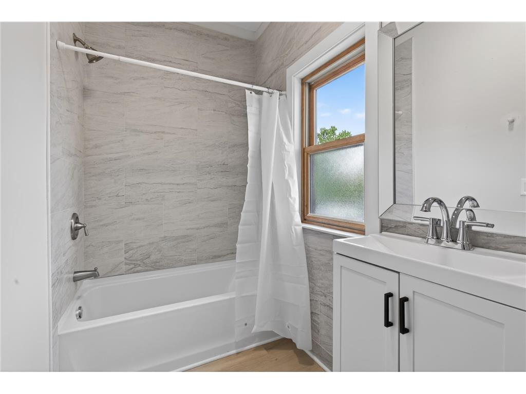 3346 3rd Avenue S Minneapolis MN 55408 7074337 image33