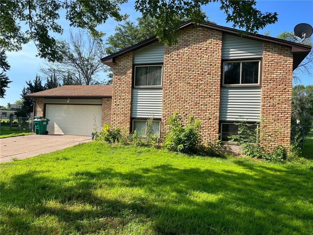 3349 74th Circle N Brooklyn Park MN 55443 6758873 image1