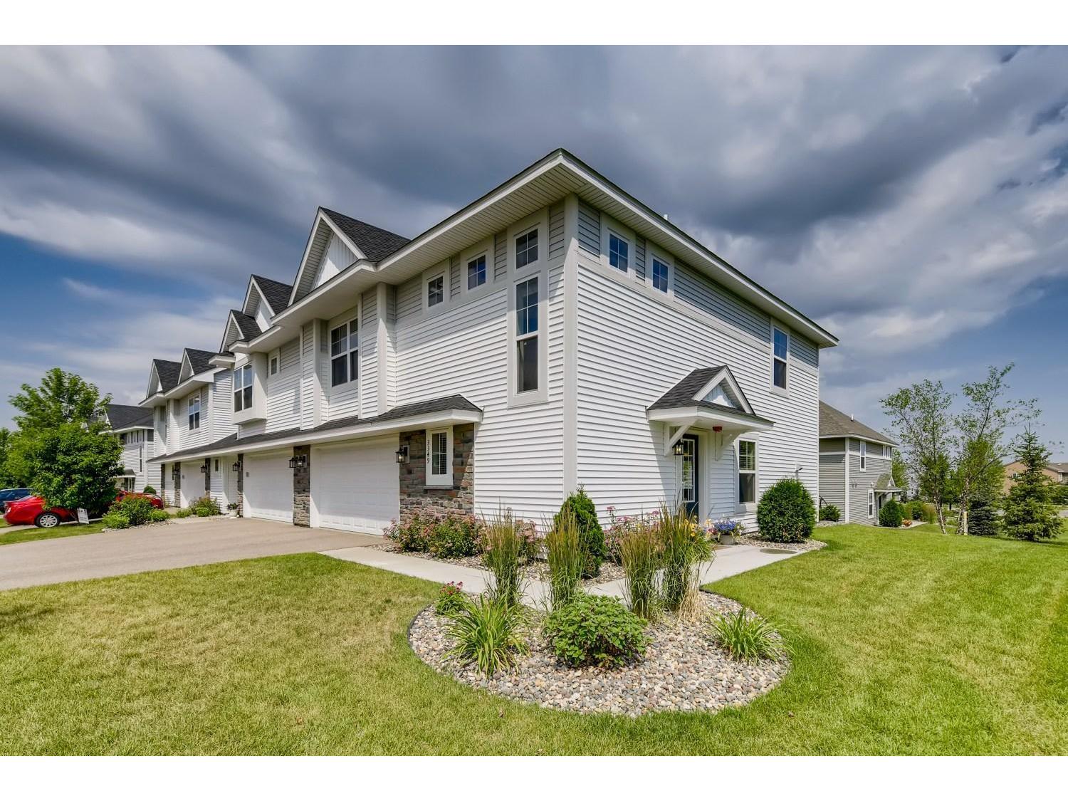 3349 Lakewood Trail, Woodbury, MN 55129 MLS 6019364 Edina Realty