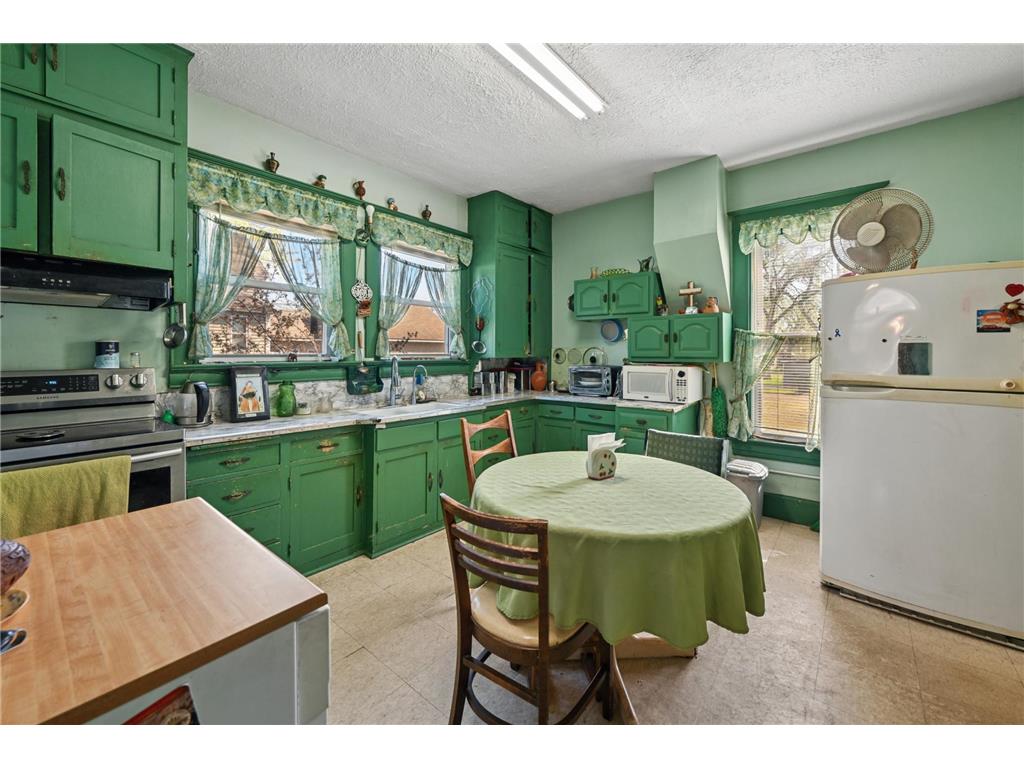 335 Adams Street SE Hutchinson MN 55350 7060720 image7