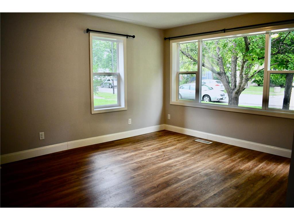 335 Crocker Avenue N Thief River Falls MN 56701 6757042 image5