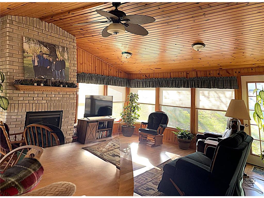 335 E Sorenson Avenue Appleton MN 56208 7005901 image1