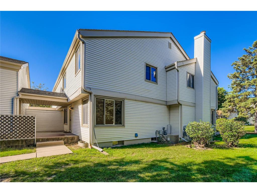 335 Elan Court Woodbury MN 55125 6805076 image1