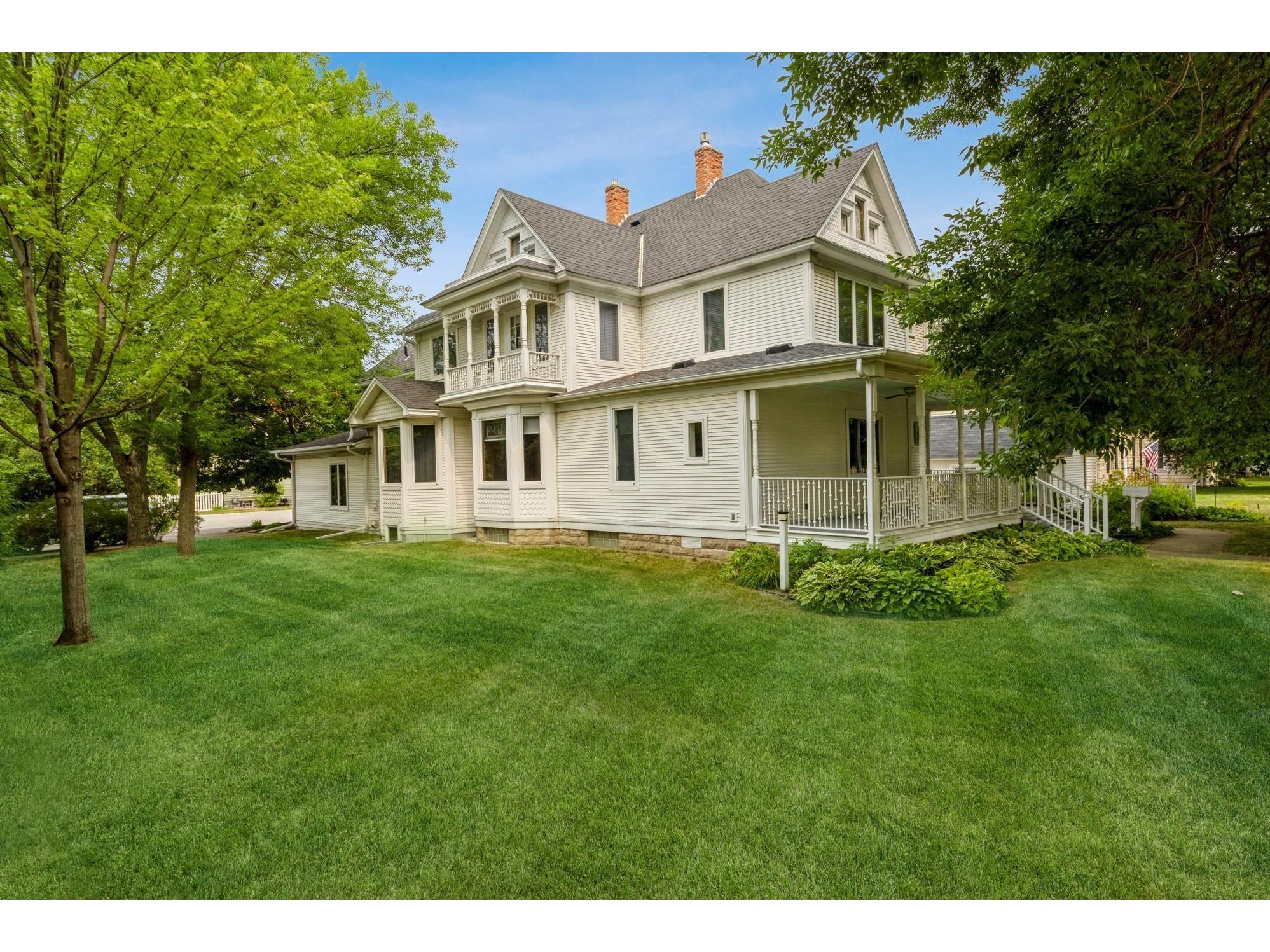 335 Main Street S, Cambridge, MN 55008 MLS 6025785 Edina Realty