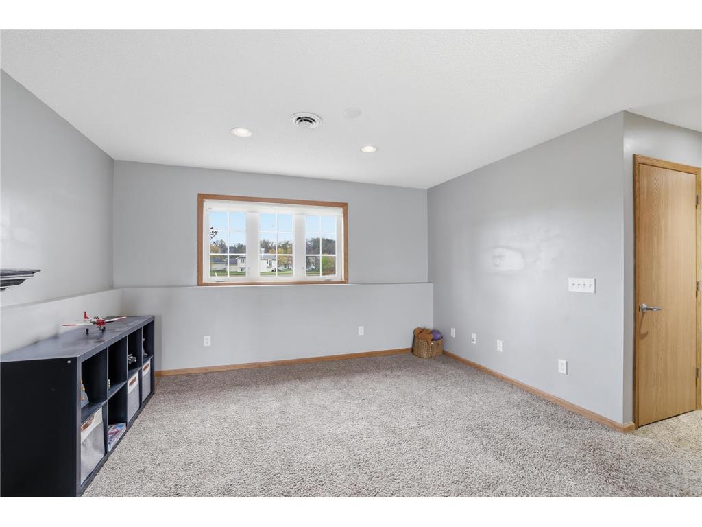 335 Martell Street Somerset WI 54025 7068827 image19