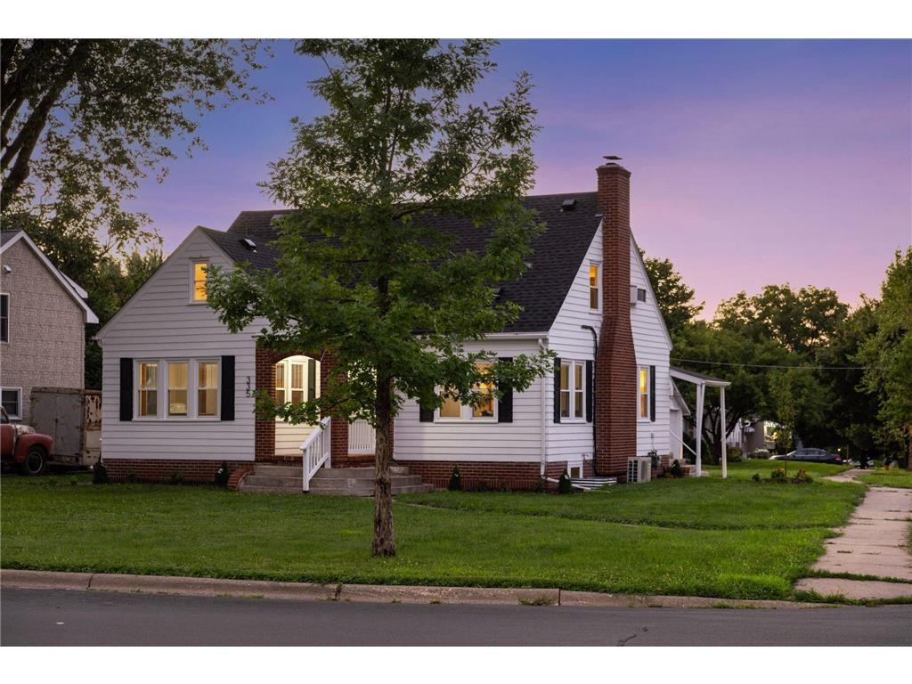 335 Shakopee Avenue E Shakopee MN 55379 6776167 image1