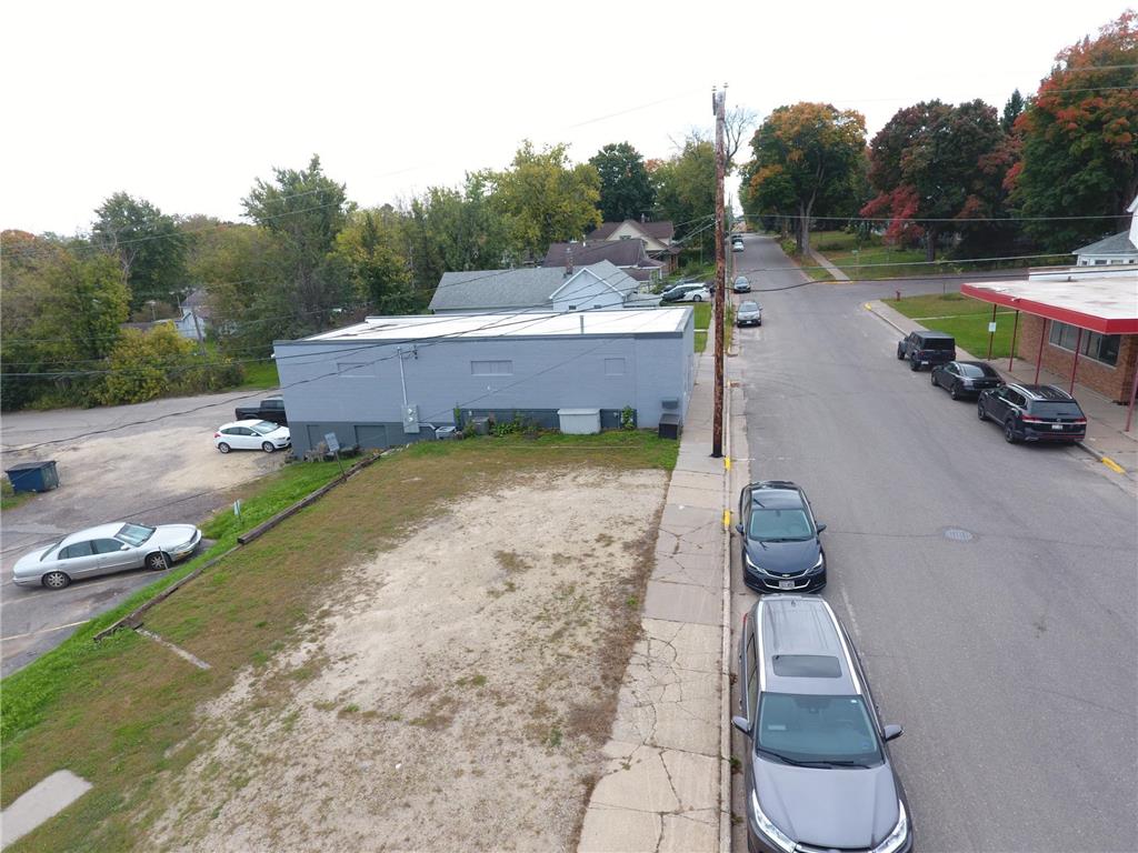 335 W Main Street Ellsworth WI 54011 6797503 image8