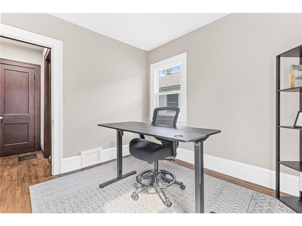 3350 Knox Avenue N Minneapolis MN 55412 7050616 image13
