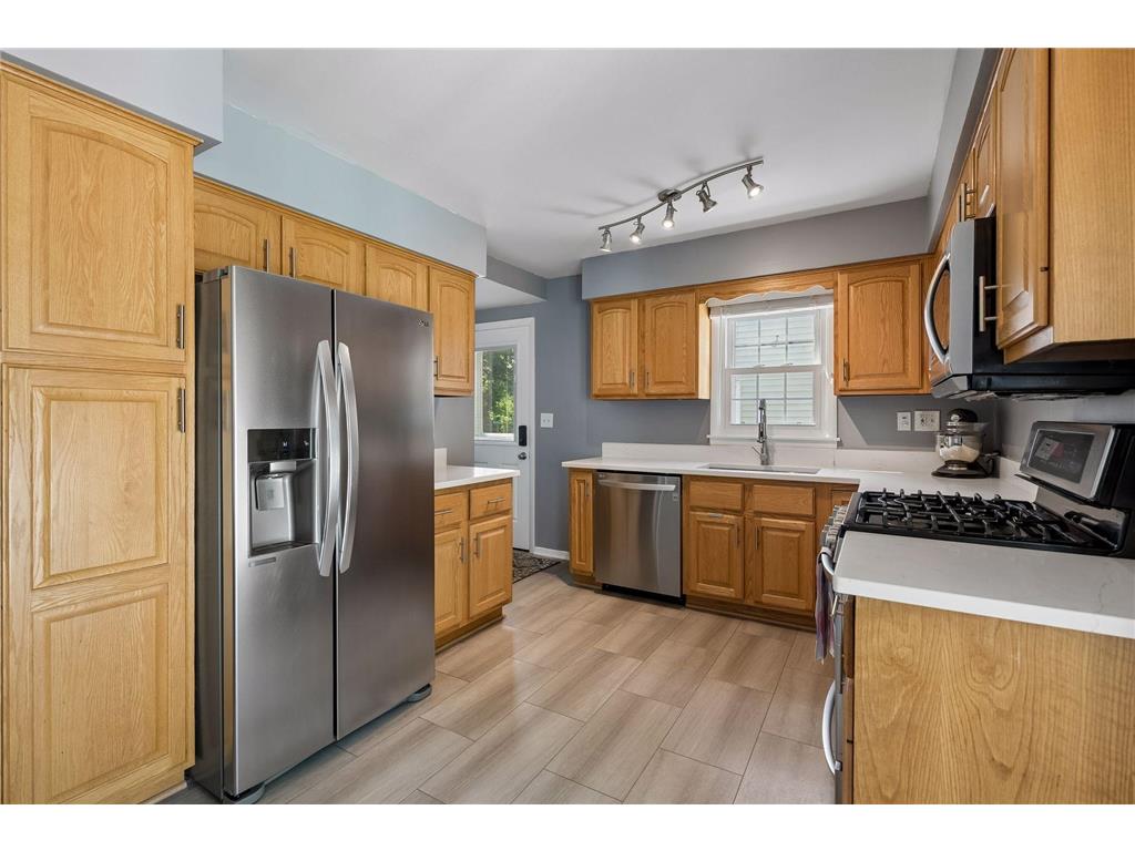 3350 Wyoming Avenue S Saint Louis Park MN 55426 7100129 image11