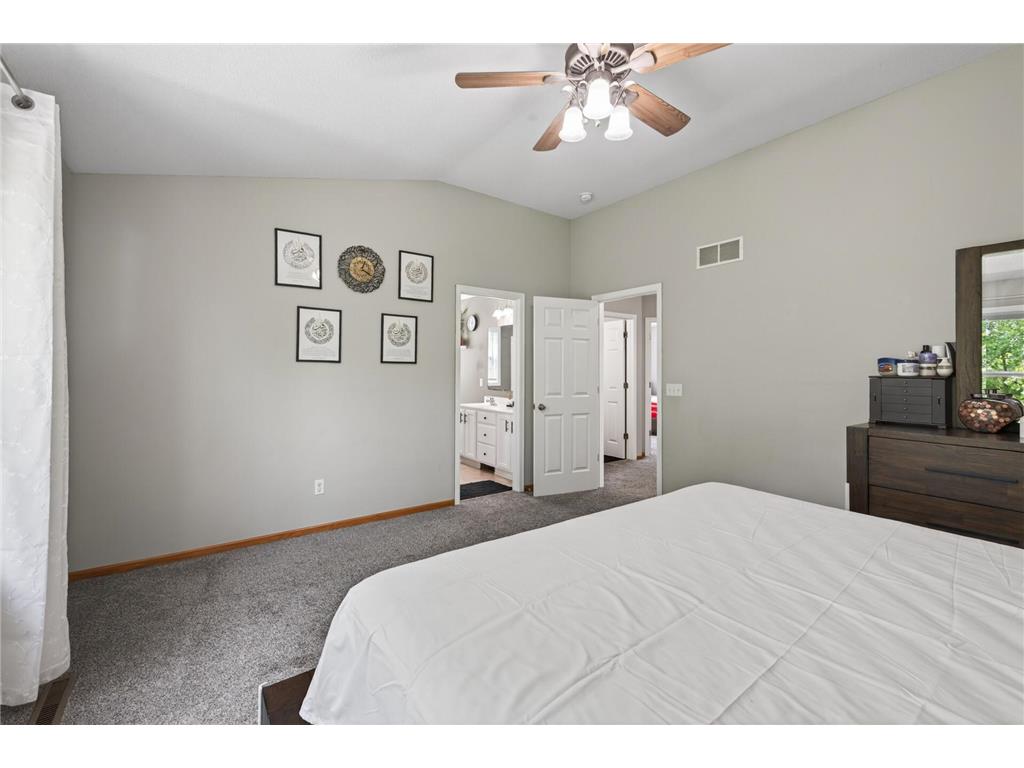 3351 N View Lane Woodbury MN 55125 7085797 image26