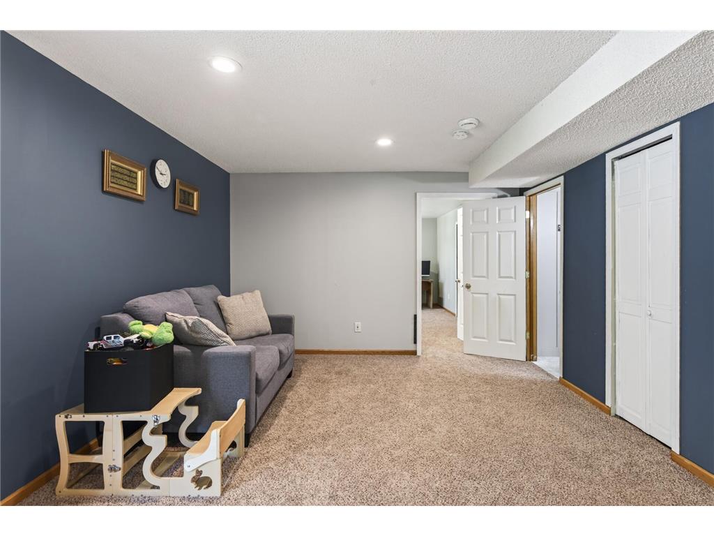 3351 N View Lane Woodbury MN 55125 7085797 image33