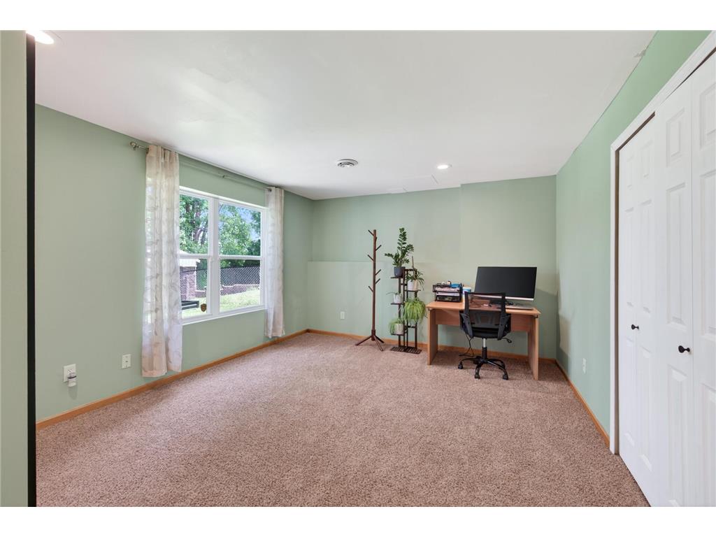 3351 N View Lane Woodbury MN 55125 7085797 image35