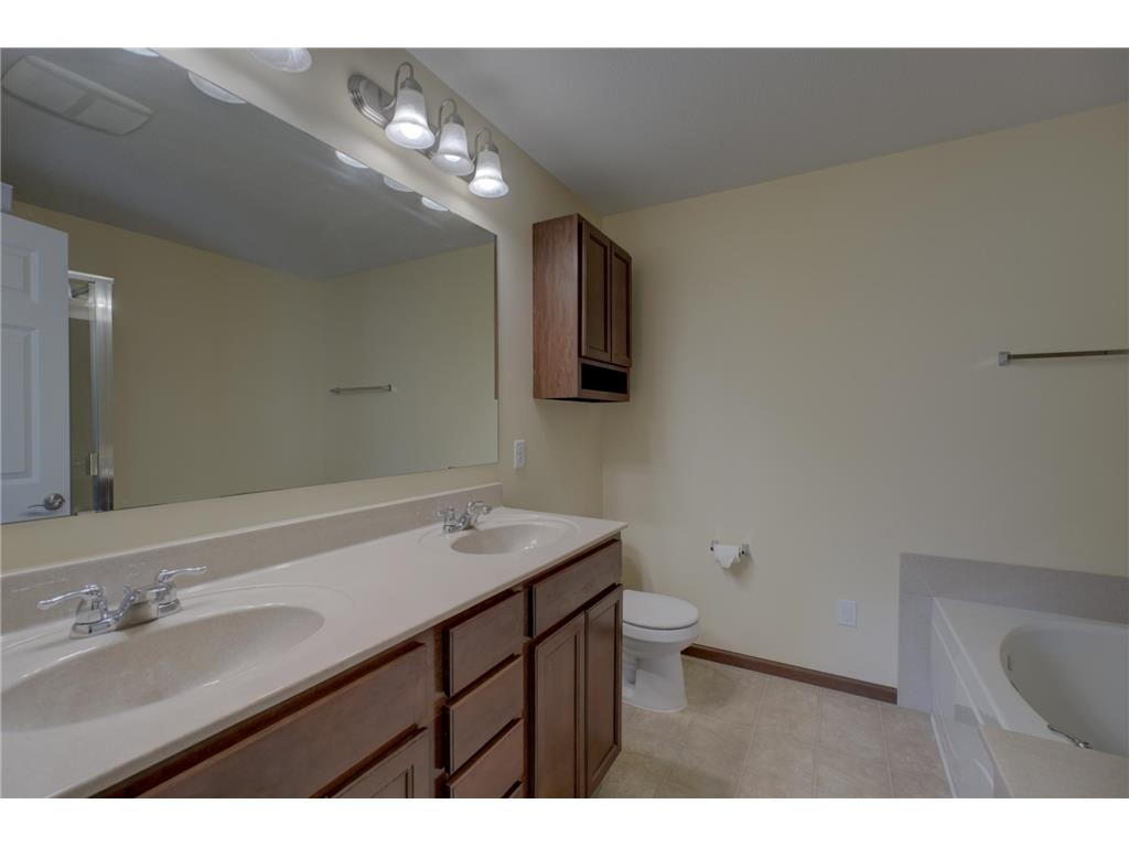 3352 Hazel Trail #E Woodbury MN 55129 6815429 image20