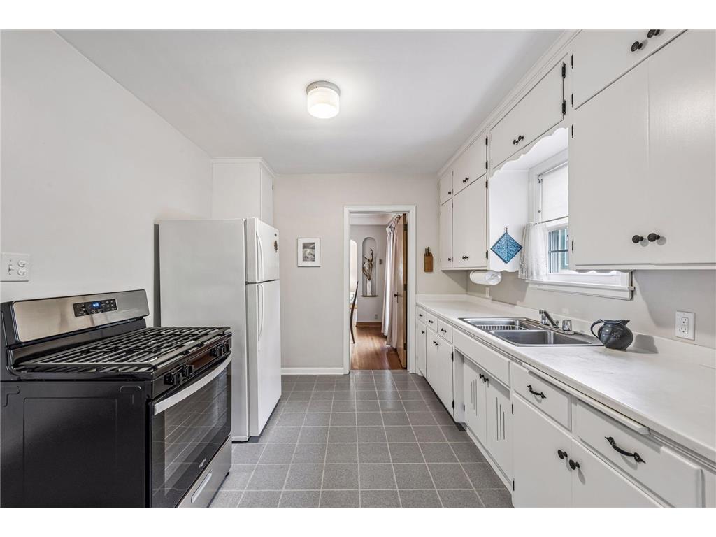 3353 Russell Avenue N Minneapolis MN 55412 7084652 image13